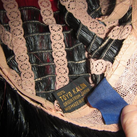 Multi Layered 2-Tone Red over Black Long Straight Hair Synthetic Wig West Bay 18 - Picture 9 of 10